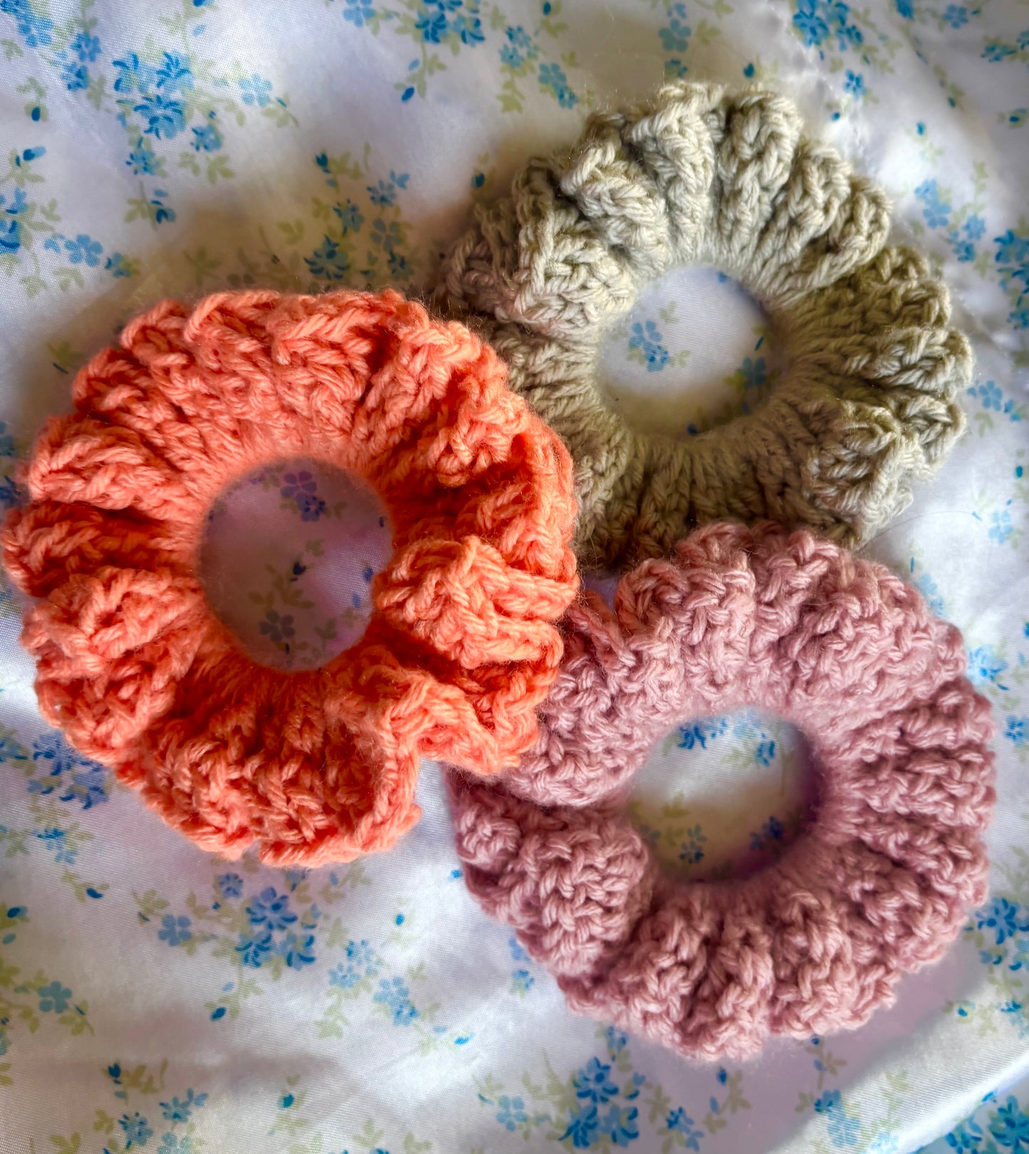 Pretty In Pink Scrunchie Set